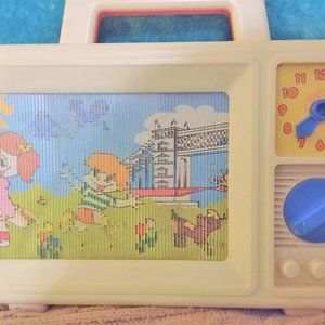 Vintage Toy Musical TV Clock Moving Screen 1986 Unimax London Bridge musicbox *